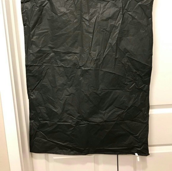 BLOOMINGDALE'S - Picture 3 of 3